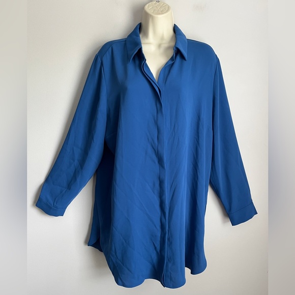 Chico’s Women’s Blue Chiffon Collard Long Slv. Hidden Button Up Blouse Top Sz. 2 - Picture 1 of 6